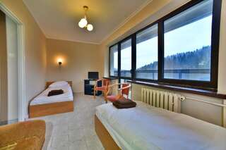 Курортные отели Bystre Centrum Wypoczynku Балигруд Двухместный номер с 1 кроватью и видом на горы-22